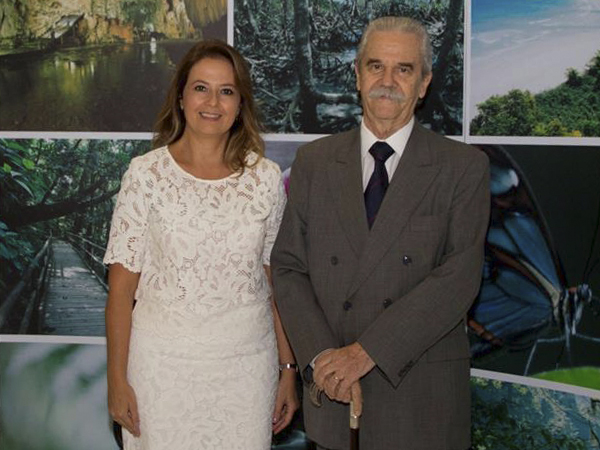 O secretário de Energia e Mineração João Carlos Meirelles e Patrícia Iglecias
