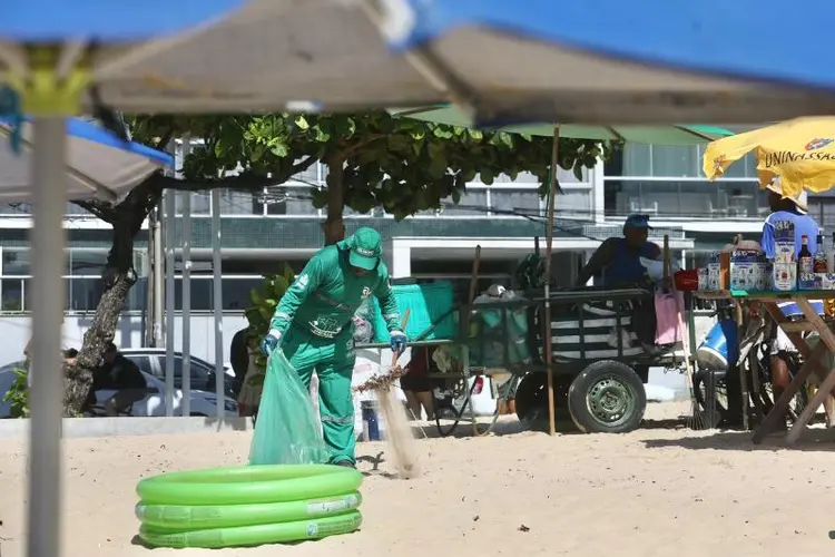 No Recife, a limpeza é intensificada no verão. Imagem: Prefeitura do Recife/Divulgação